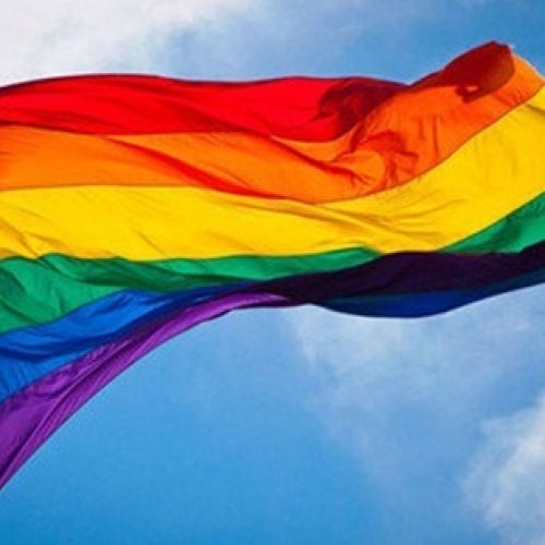 Evento recebe especialistas para debater inclusão de pessoas LGBTQIAPN+ no mercado de trabalho em Salvador