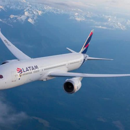Grupo LATAM investe US$ 60 milhões para implementar Wi-Fi em aeronaves