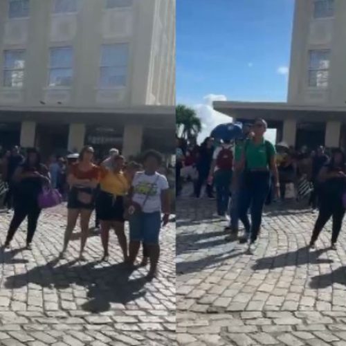 Professores fazem nova manifestação contra Bruno Reis: “Prefeito caloteiro, queremos o dinheiro”